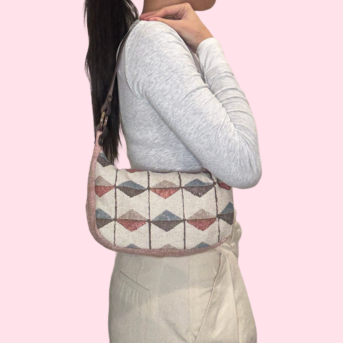 unique n°122 · midi