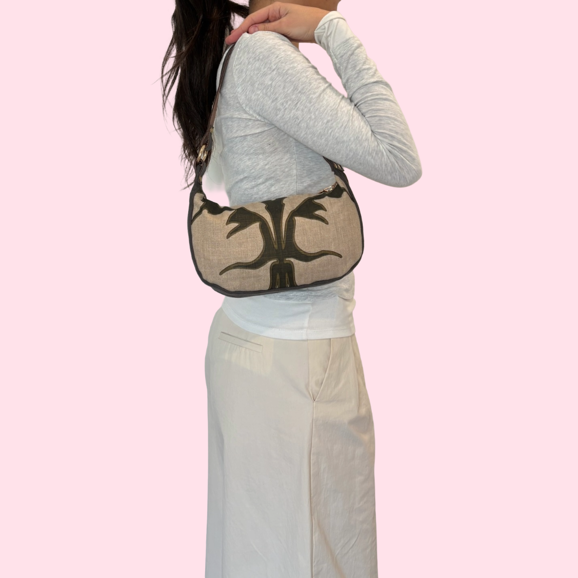 unique n°142 · midi